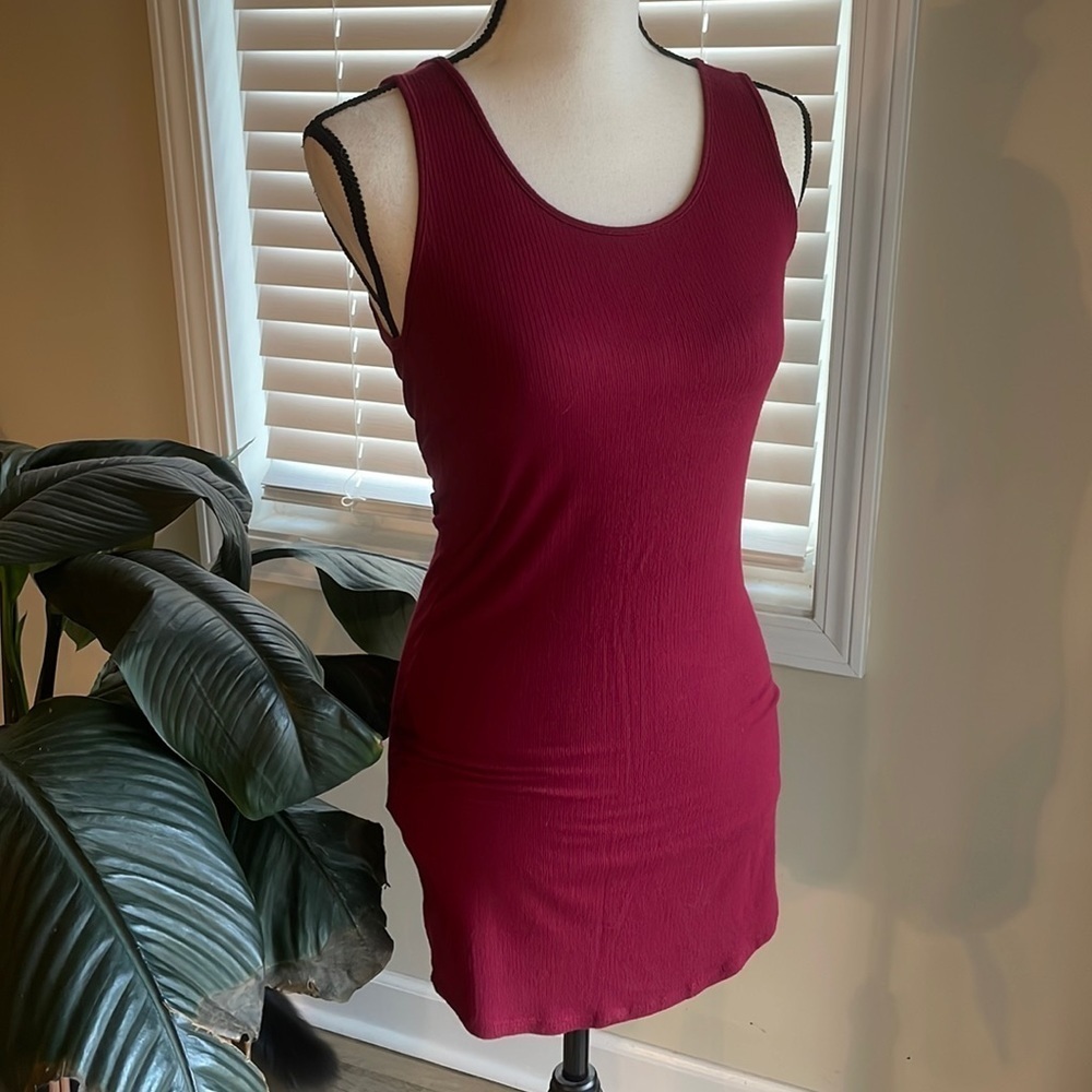 Deep red bodycon short dress tight fitted